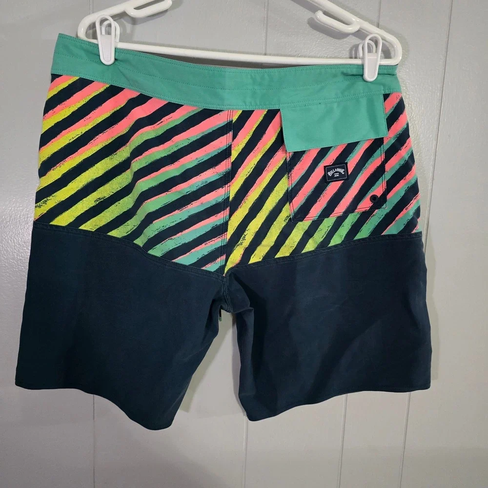 Billabong Board Shorts Mens 34 Navy Blue Neon Striped Recycler Fifty50‎ Pro